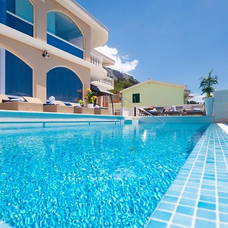 Apartments Ela Makarska Exterior photo