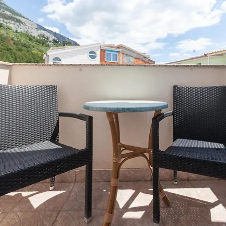 Apartments Ela Makarska Exterior photo