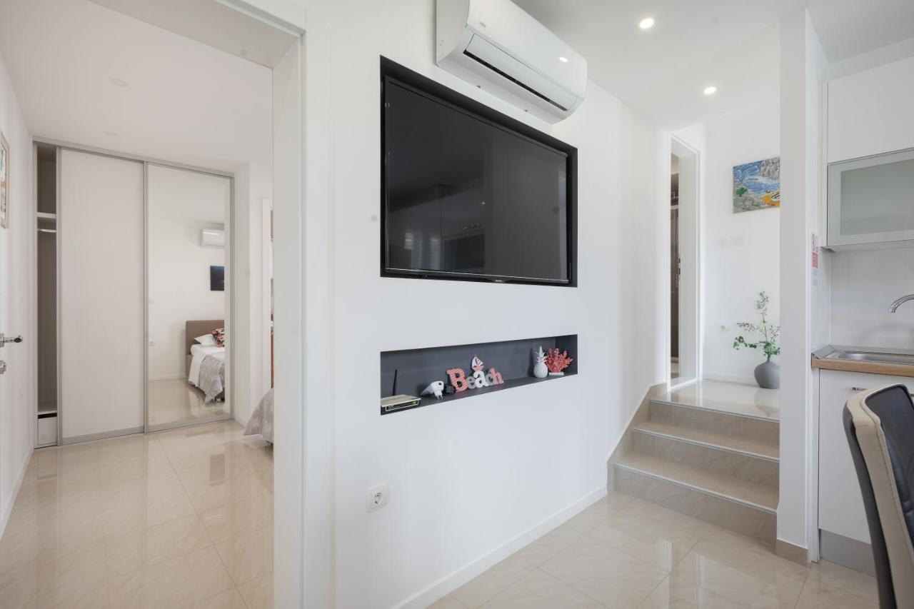 Ela Apartment Makarska